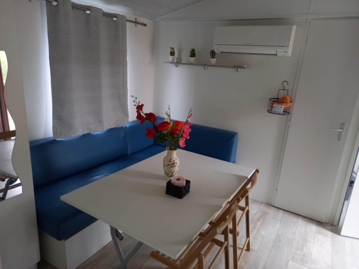 Mobilhome 6 Pers Avec Clim サン・ジョルジュ・ド・ディドンヌ エクステリア 写真